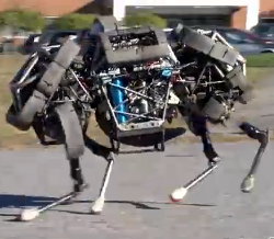Один из роботов, созданных Boston Dynamics