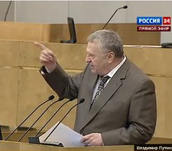 Владимир Жириновский предложил положить Геннадия Зюганова в Мавзолей