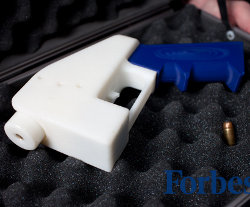 В США при помощи 3D-принтера создан пистолет из пластика