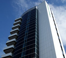 Фотография высотного здания